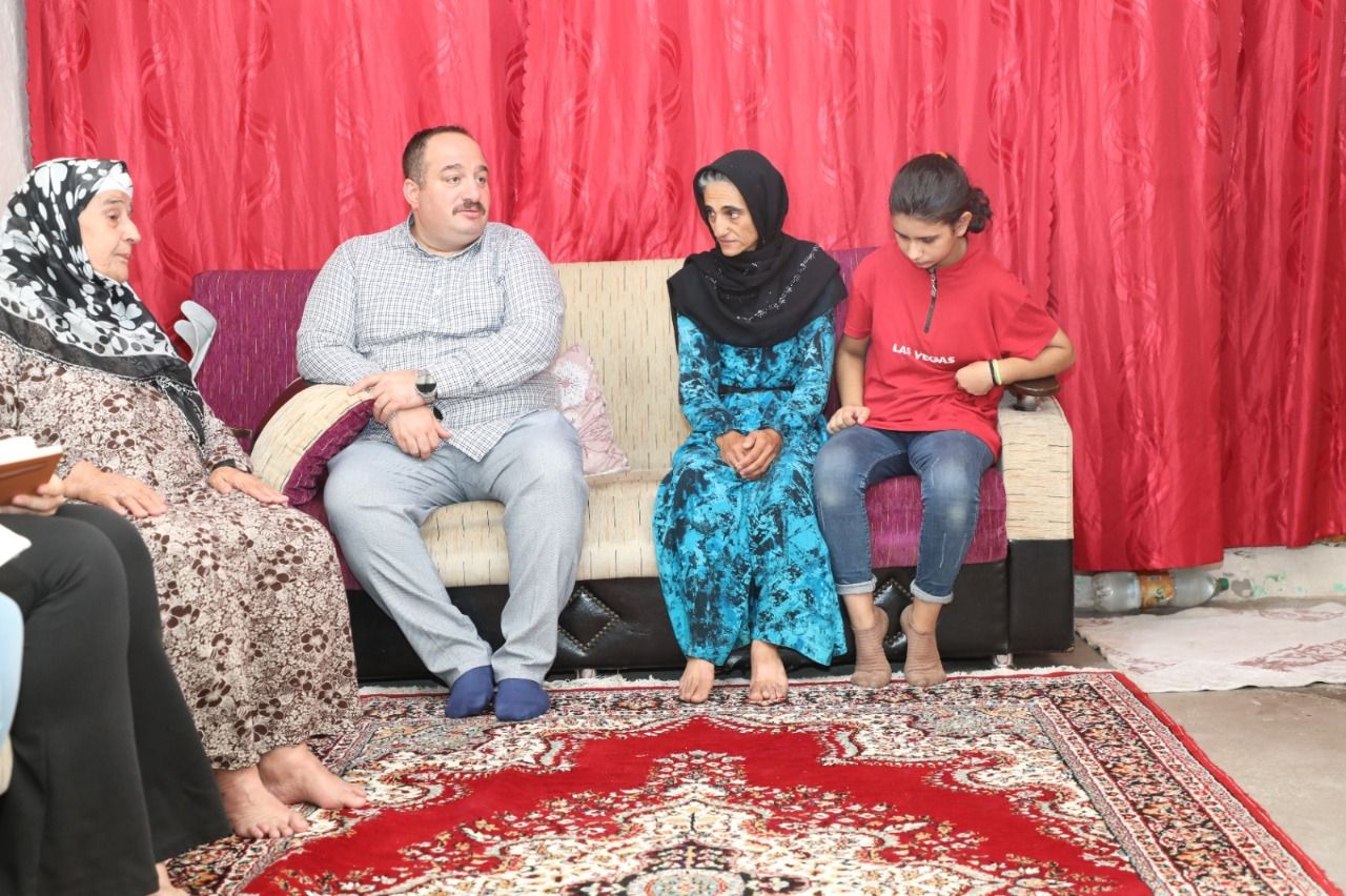 Başkan Ekinci’den Çat Kapı Ev Ziyaretleri