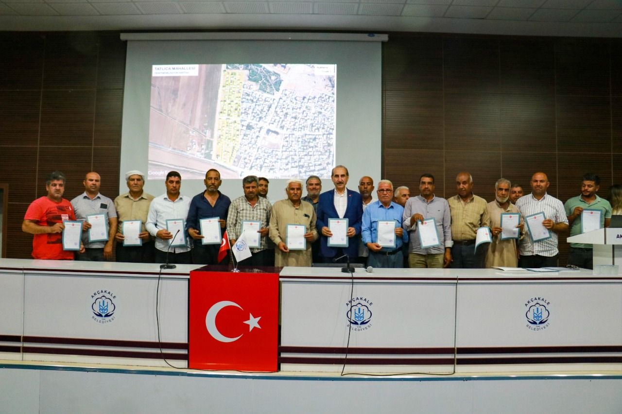 Başkan Yalçınkaya İle Bir Mahallenin Daha Tapu Sorunu Çözüldü