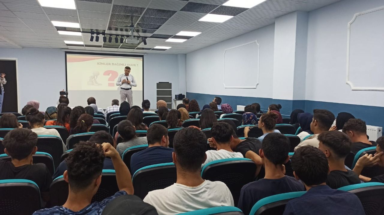 Şanlıurfa’da Teknoloji ve bağımlılık semineri düzenlendi