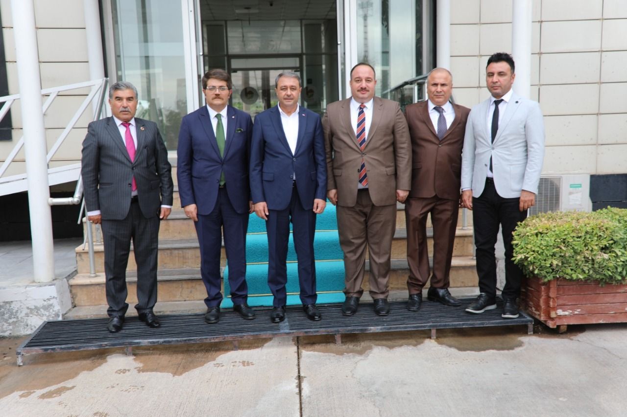 Başkan Salih Ekinci, Şanlıurfa Valisi Hasan Şıldak’ı makamında ağırladı