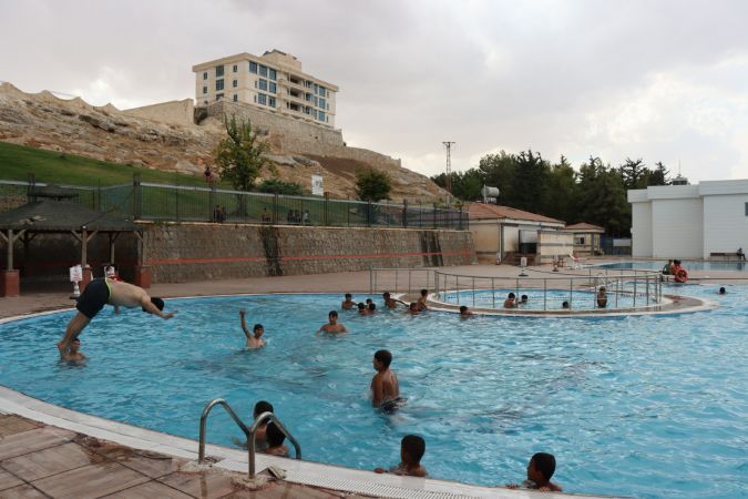 Büyükşehir Havuzları Yaz Boyu Doldu Taştı