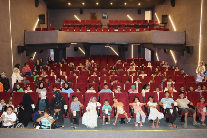 Şanlıurfalı Minik Çocuklar Dijital Sinemayı Çok Sevdi