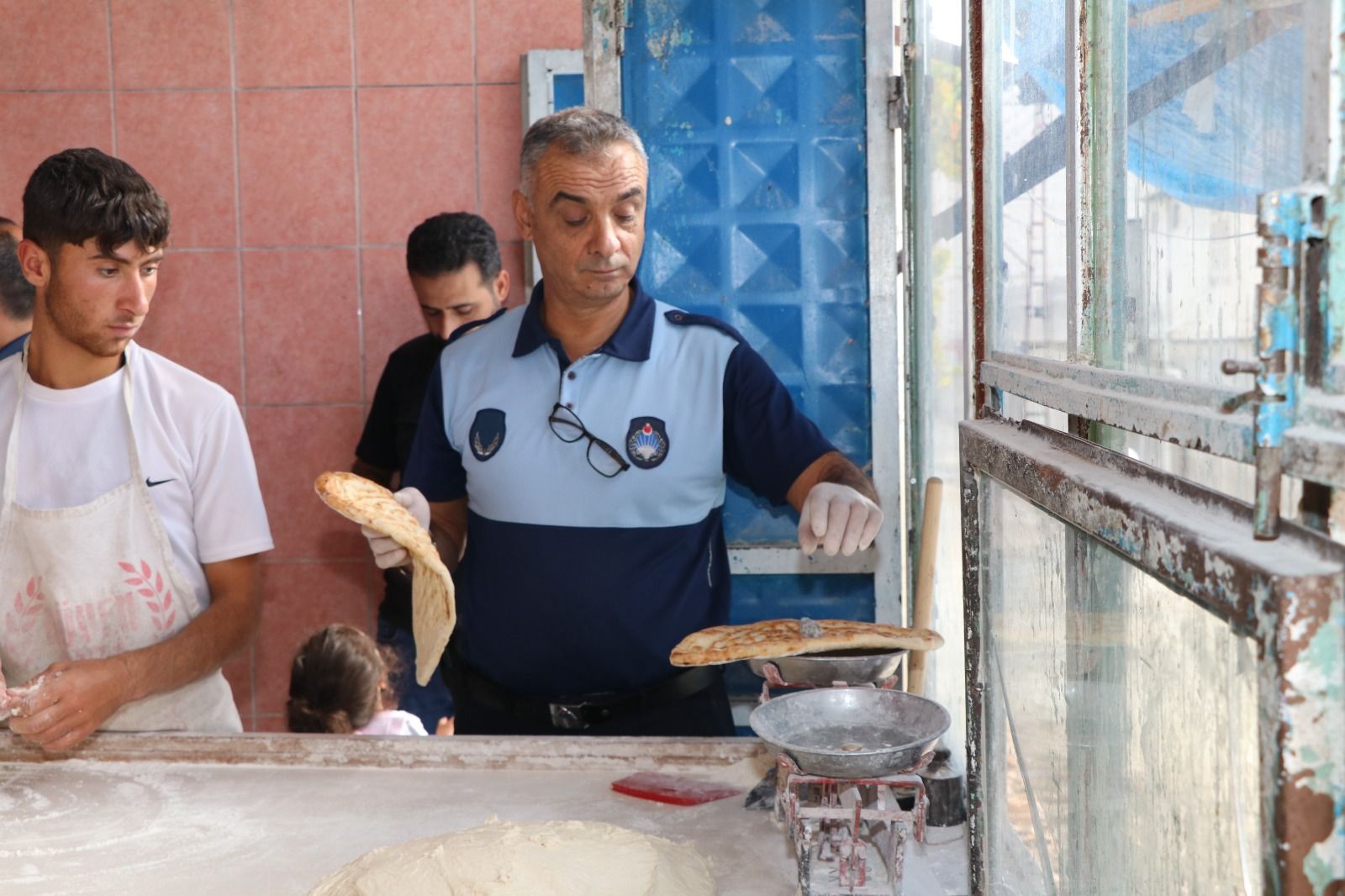 Bozova Belediyesi Zabıta Ekipleri Denetimleri Sıklaştırıyor
