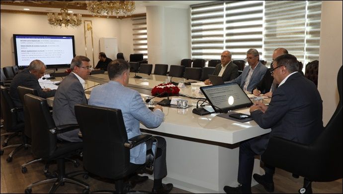 Eğitim Yatırımları Tekrar Gözden Geçirildi