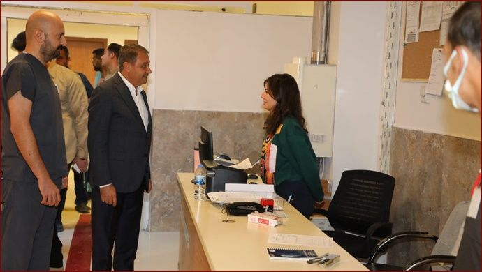 Vali Şıldak Eyyübiye’deki Hastanenin Acil Servisinde İnceleme Ve Denetımde Bulundu