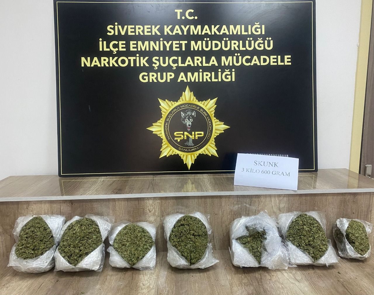 Siverek’te uyuşturucu operasyonu;3 gözaltı