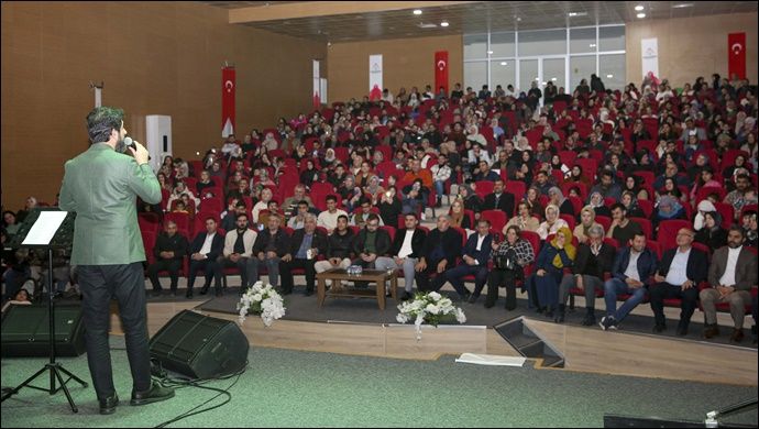 Karaköprü Belediyesi, ‘Sonsuzluk Kervanı’ Programıyla Duygu Dolu Bir Gece Yaşattı