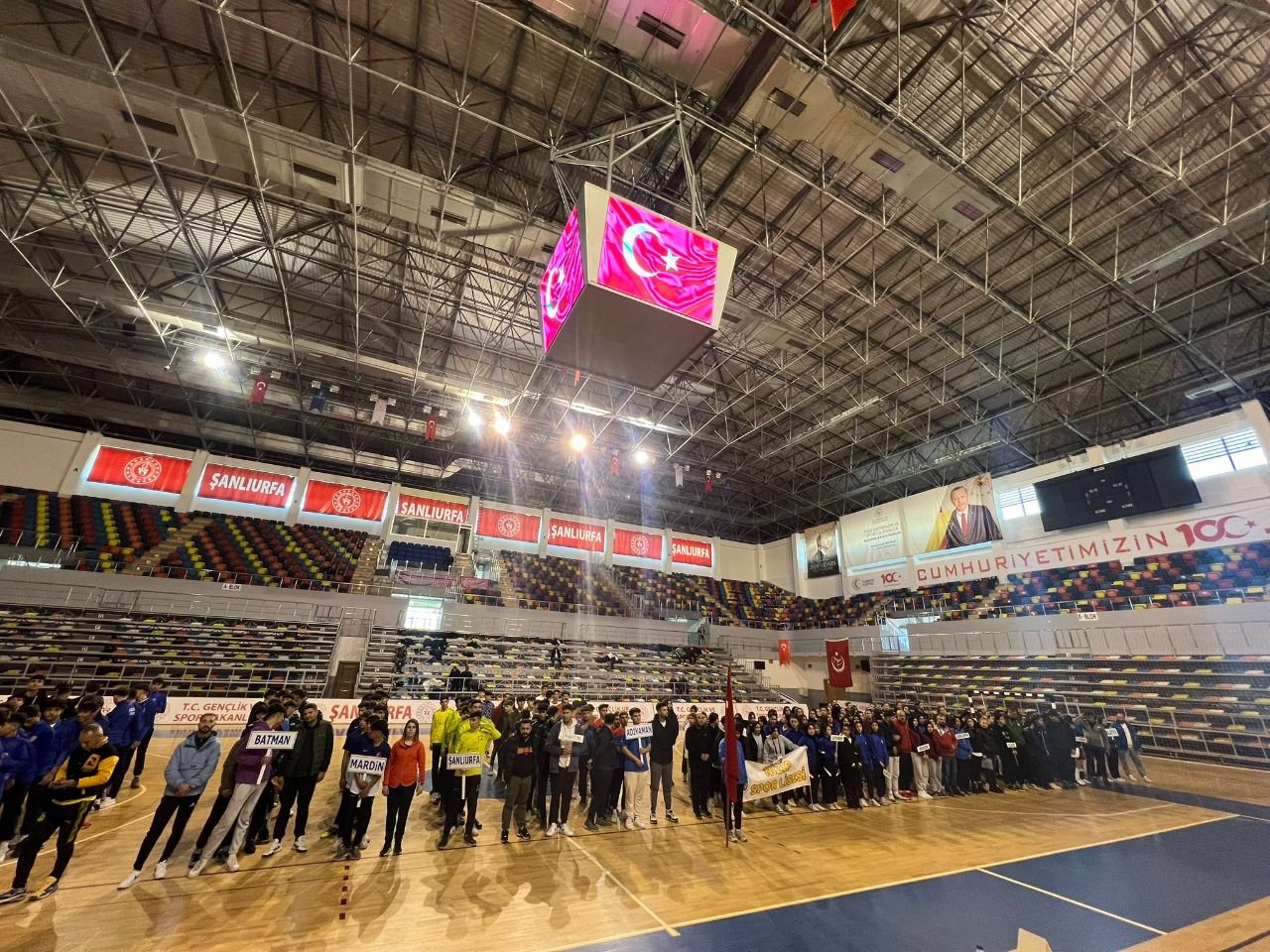 Şanlıurfa’da okul sporları hentbol müsabakaları başladı