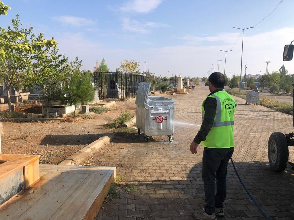 Viranşehir’de temizlilk çalışmaları aralıksız devam ediyor