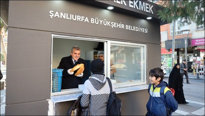 Halk Ekmek Fabrikası 1 Yıldır Vatandaşların Sofrasına Kaliteli Ve Ucuz Ekmek Ulaştırıyor