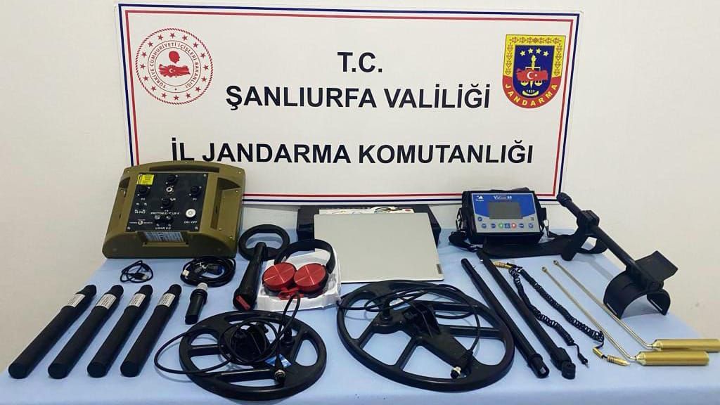 Şanlıurfa’da defineciler suçüstü yakalandı