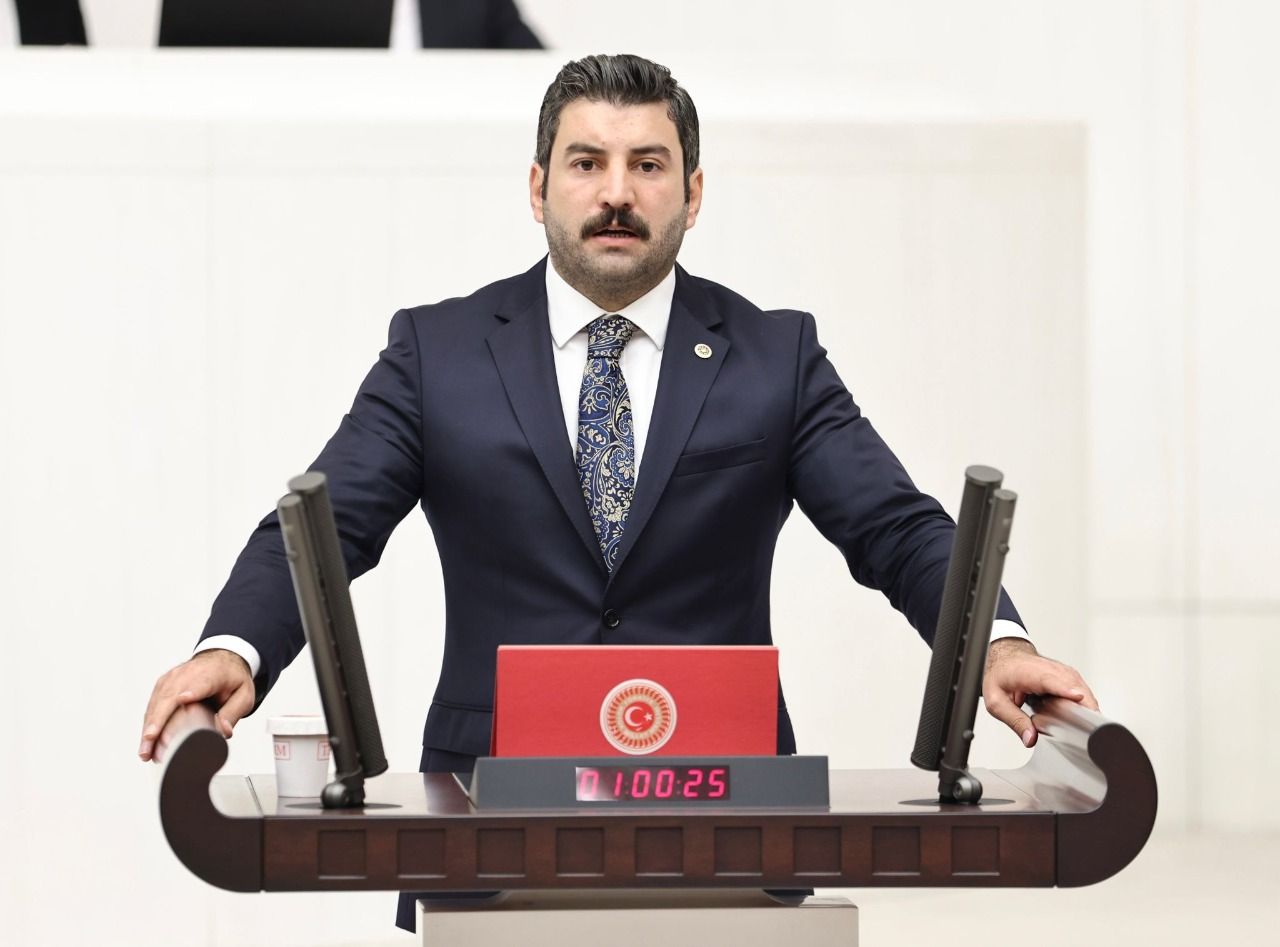 Eyyüpoğlu’ndan Berat Kandili mesajı