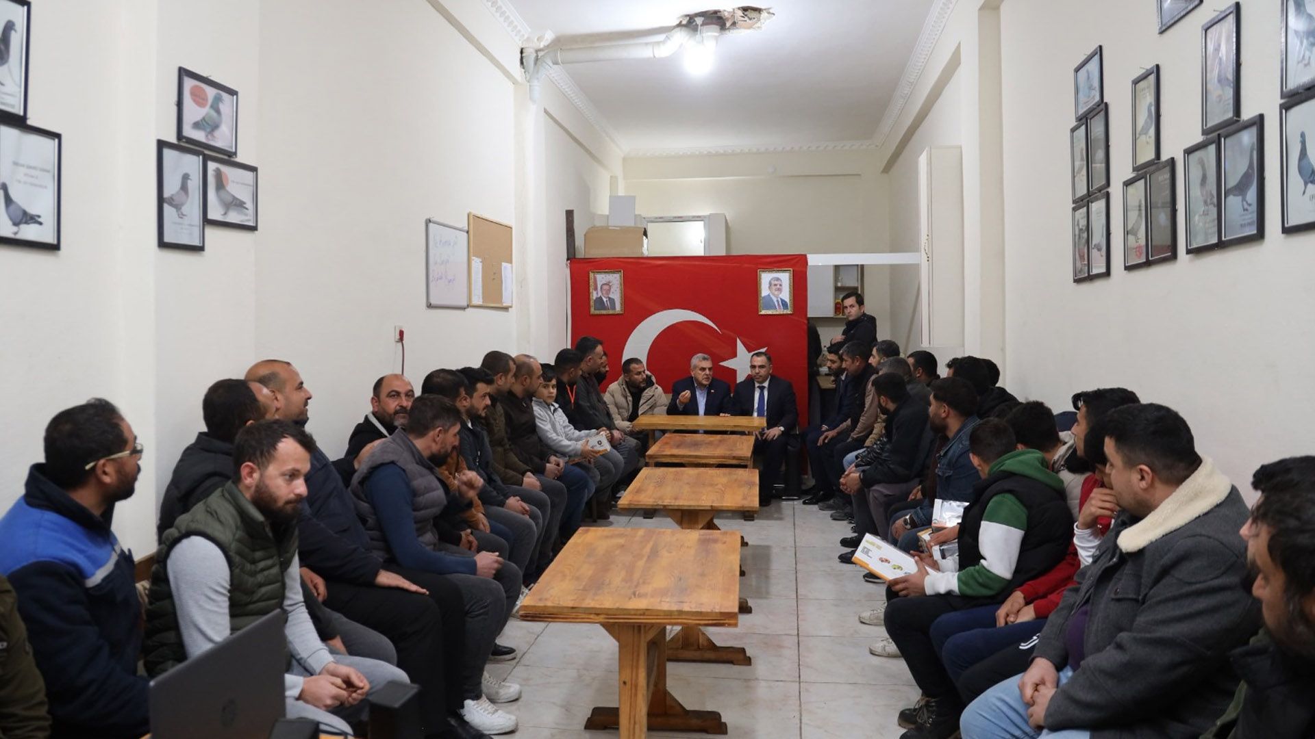 Şanlıurfa Posta güvercini sevenler ve yetiştirenler derneğinden başkan Beyazgül ‘e destek