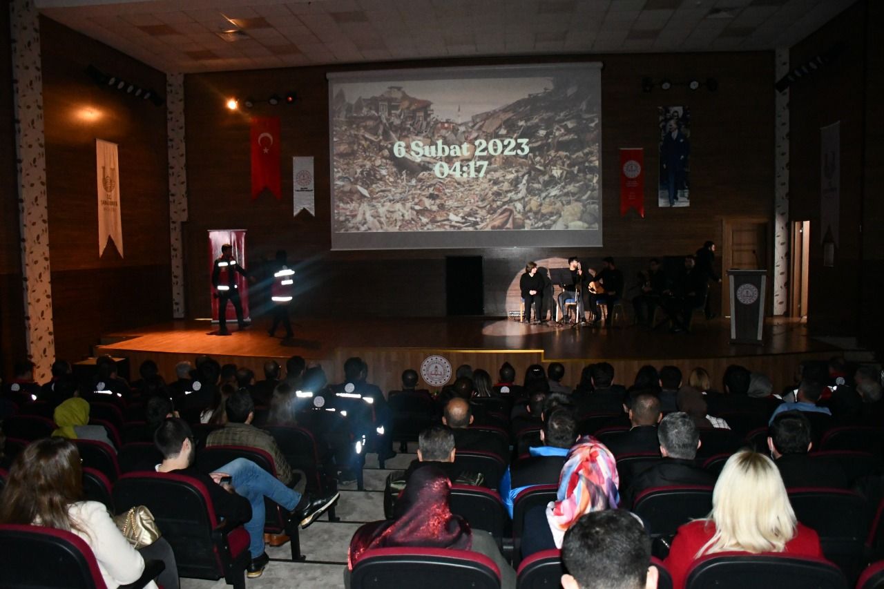 Şanlıurfa’da 6 Şubat Asrın Felaketi Anma Programı Düzenlendi