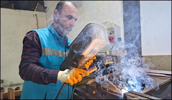 Eyyübiye Belediyesi Atölyesi Fabrika Gibi Çalışıyor