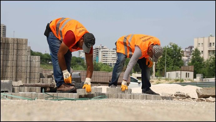 Karaköprü’de Üstyapı Çalışmaları Sürüyor