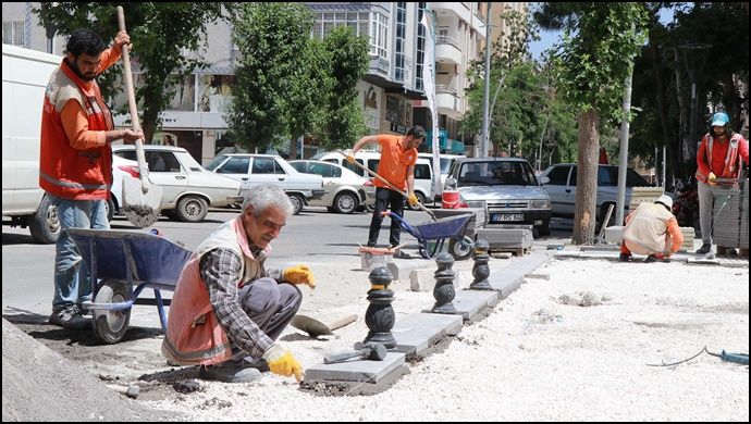 Muhtarlar, Üstyapı Hizmetleri İçin Başkan Canpolat’a Teşekkür Etti