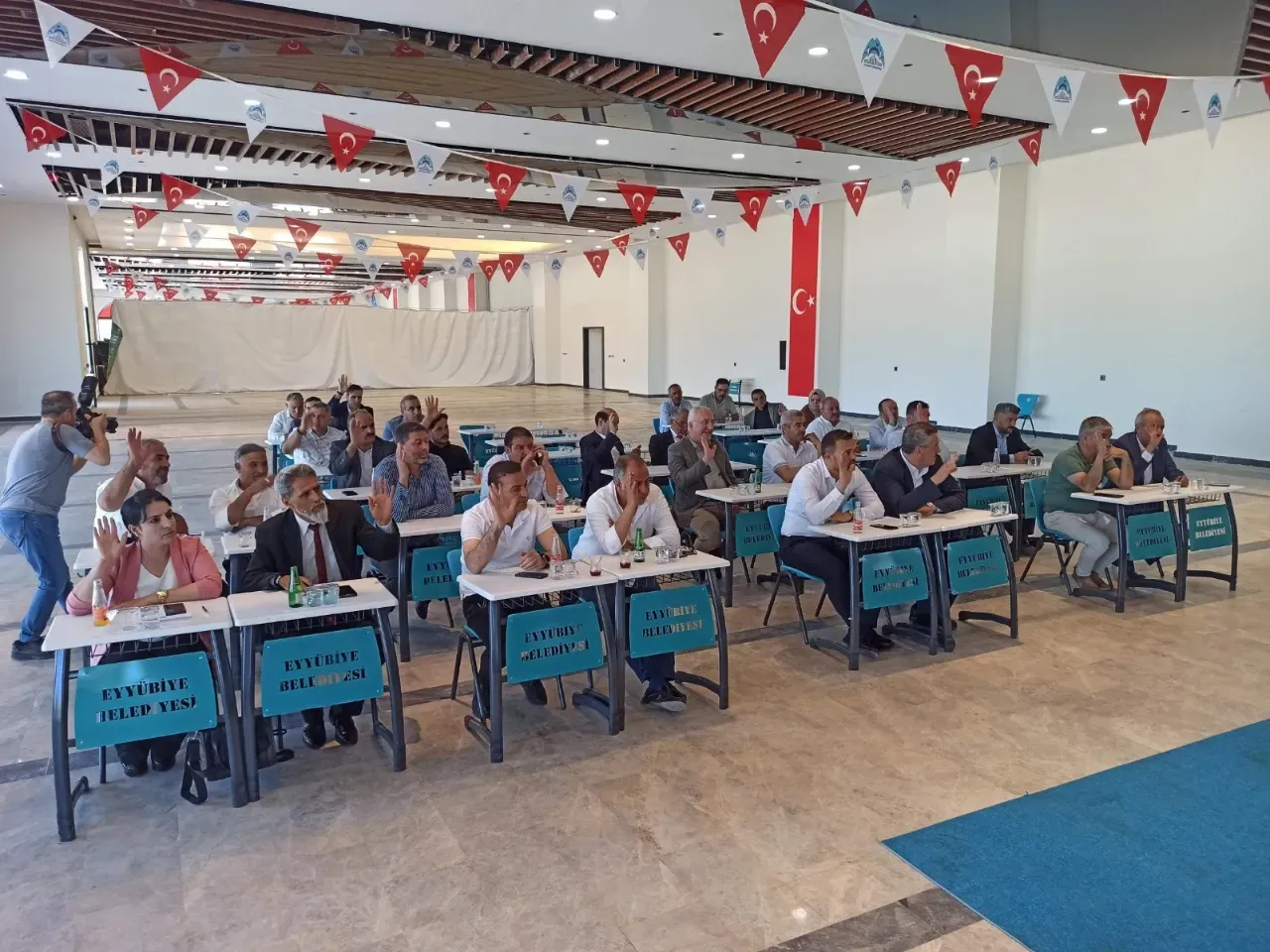 Eyyübiye Belediye Meclisinin gündemi ‘Çöp sorunu’