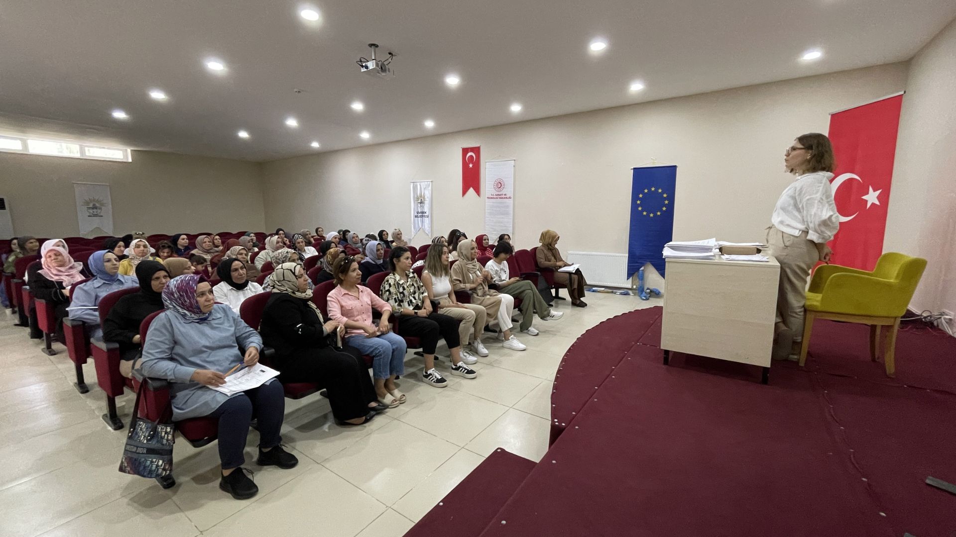 Siverek’te girişimci kadınlara gıda ve tarım teknik eğitimleri verildi
