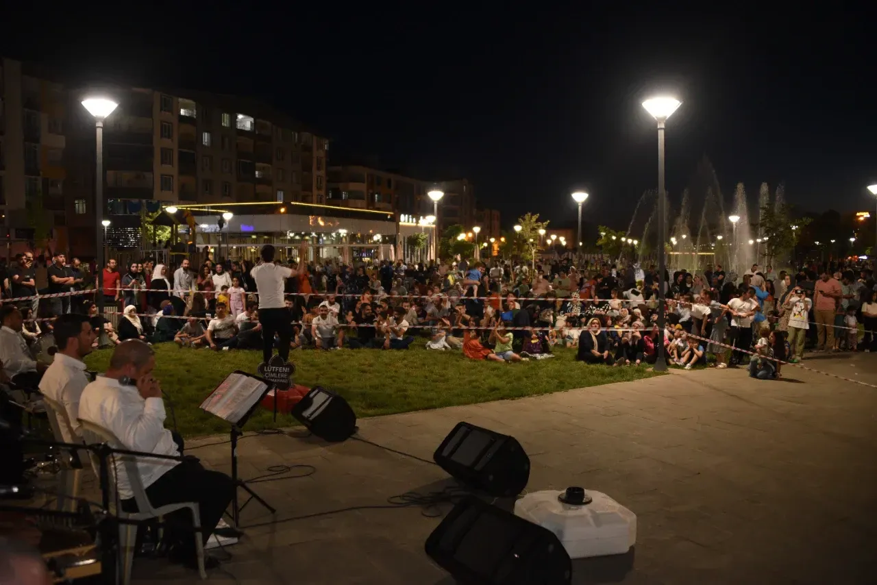 Siverek’te sıra gecesi ekibi tüm mahallelerde konser verecek