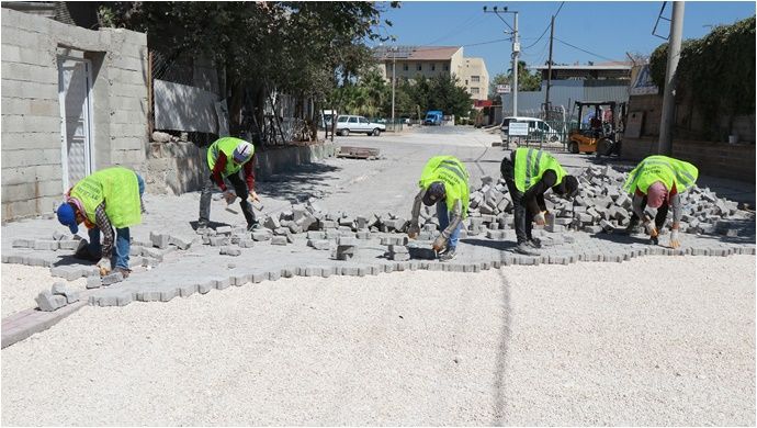 Haliliye Belediyesi İle Üstyapıyı İyileştirme Çalışmaları Sürüyor