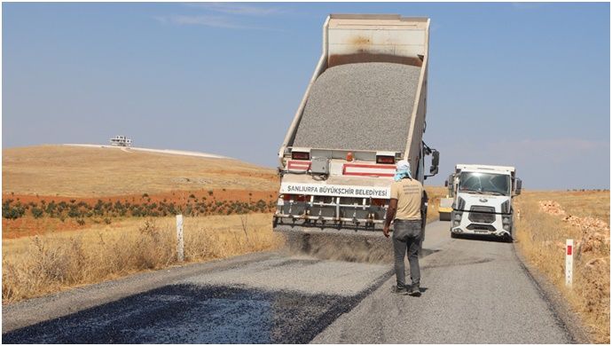 Büyükşehir’den Bozova Kırsalına Asfalt Yol