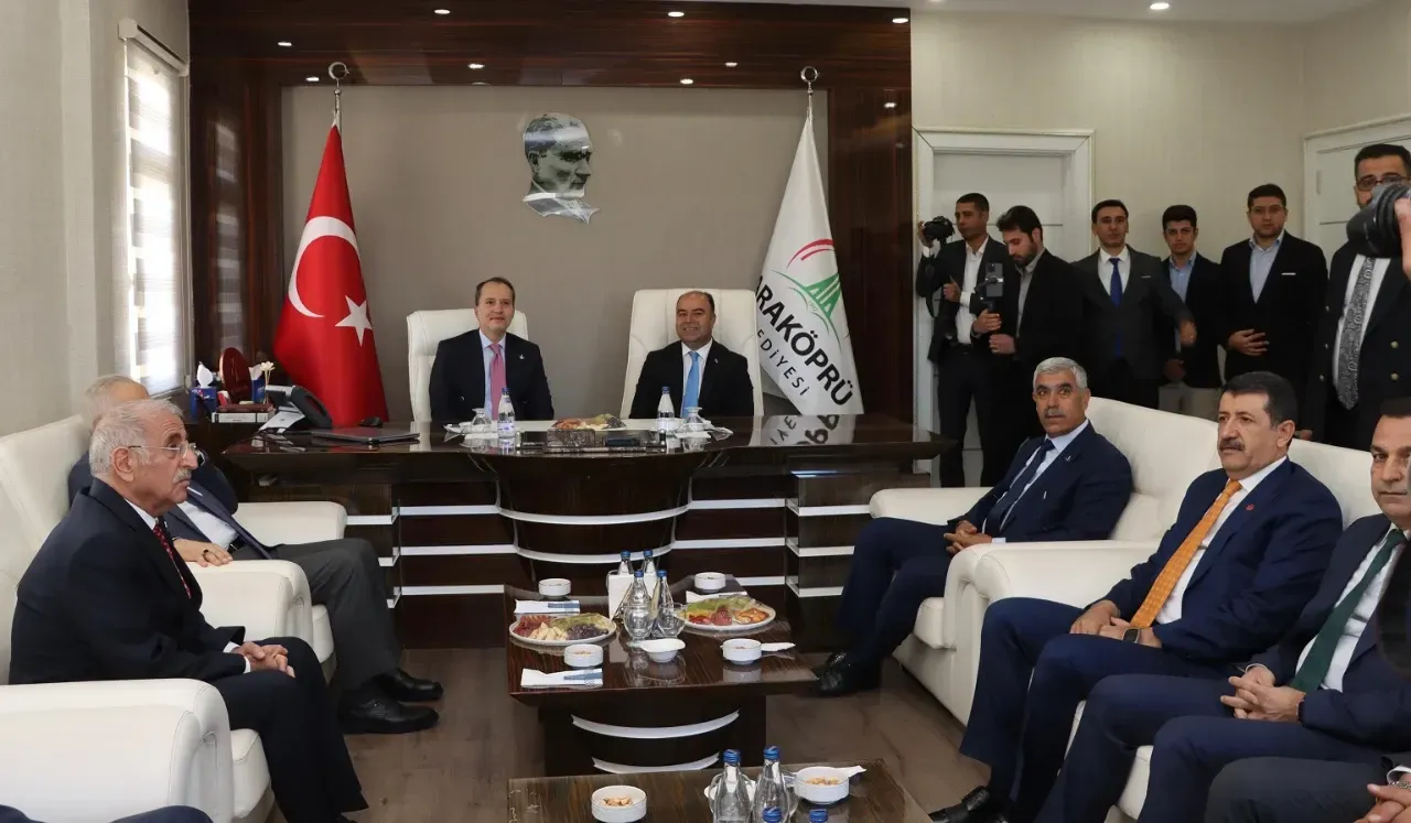 Erbakan, Karaköprü Belediyesi’ni ziyaret etti