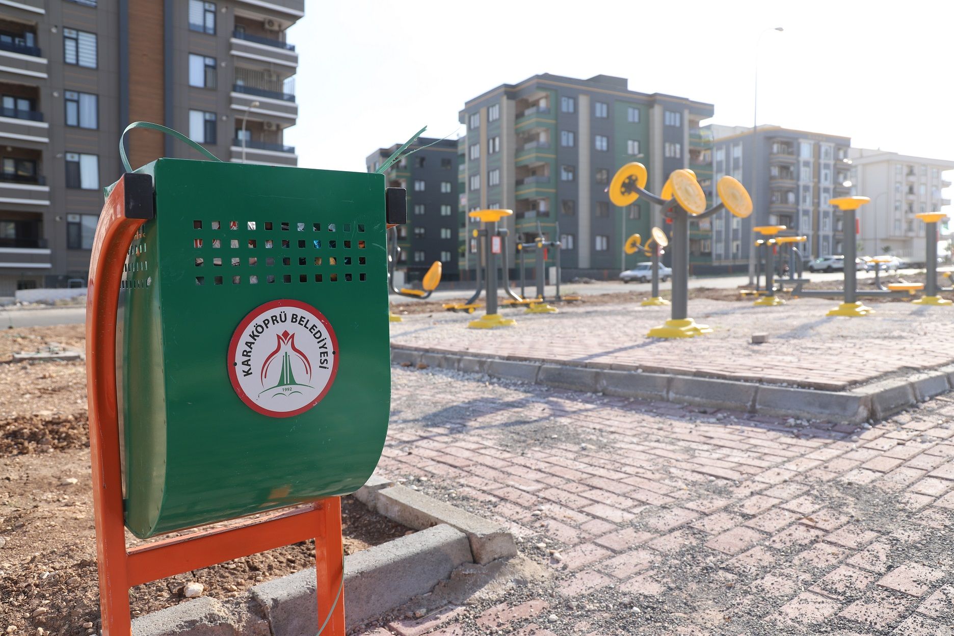 Karaköprü ‘ye yeni parklar kazandırılıyor
