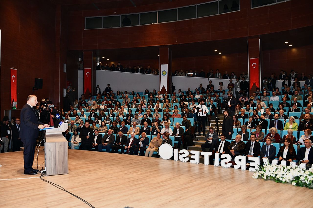 Dünya Neolitik Kongresi Harran Üniversitesinde Başladı