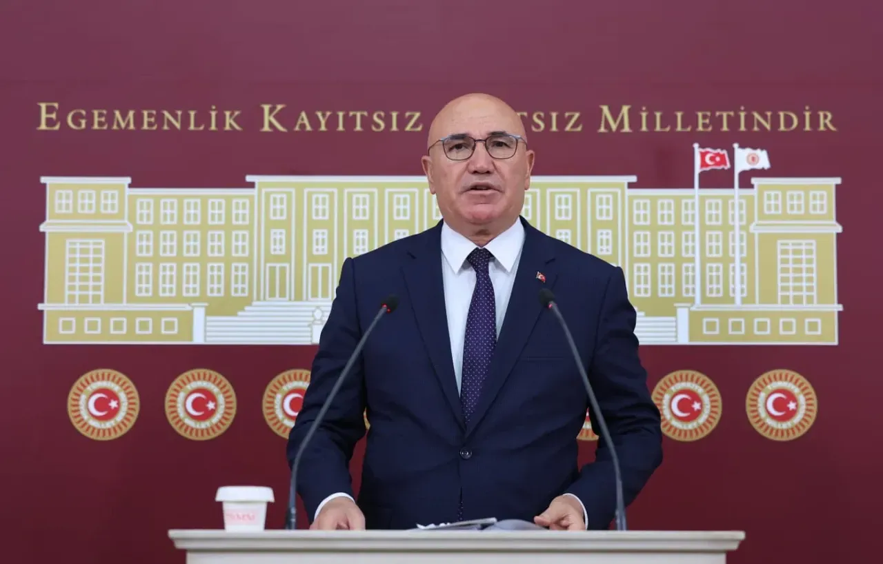 CHP’li Tanal’ın Yeni Yıl Mesajı: 2025 Yoksulluk Yılı Olmasın!