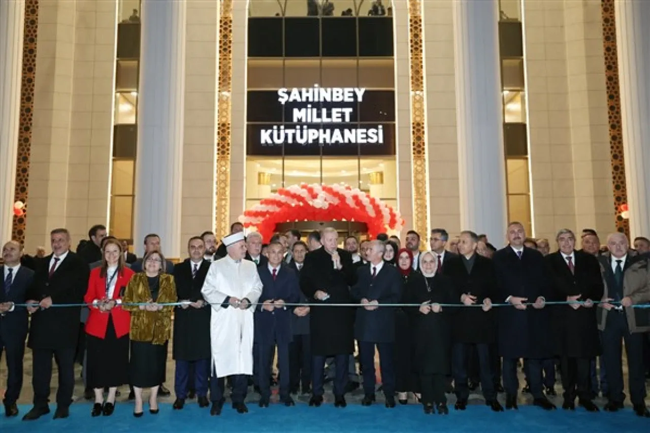 Cumhurbaşkanı Erdoğan, Gaziantep Şahinbey Millet Kütüphanesi’nin açılışını yaptı