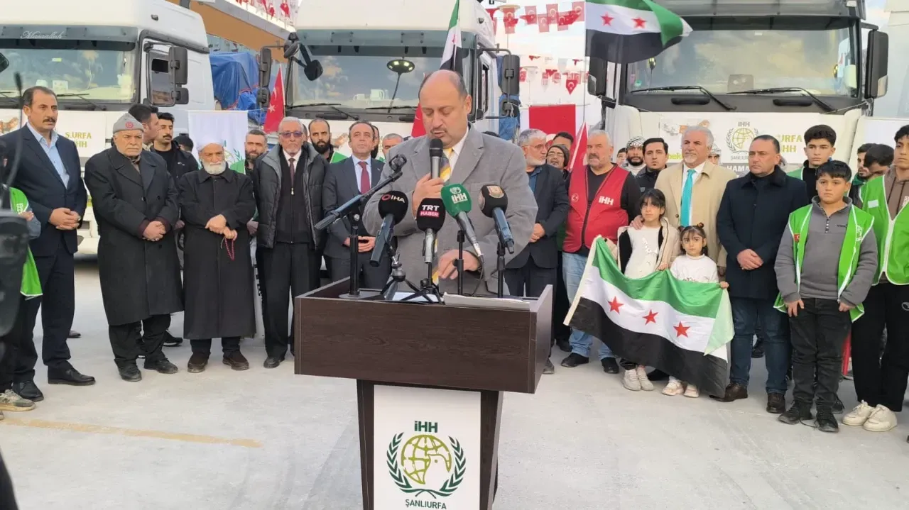 Şanlıurfa’dan Suriye’ye 5 Tır İnsani Yardım Gönderildi