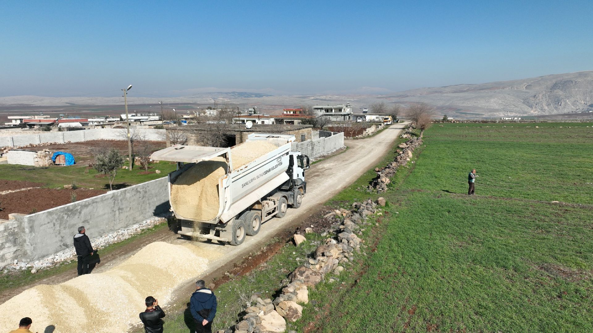 BOZOVA KIRSALINDA ÜSTYAPI ÇALIŞMALARI SÜRÜYOR