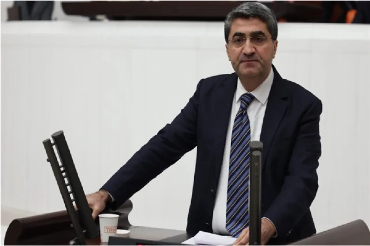 DEVA Partili Ekmen: Bayram ikramiyesinin en az 14 bin 850 lira olması gerekiyor!