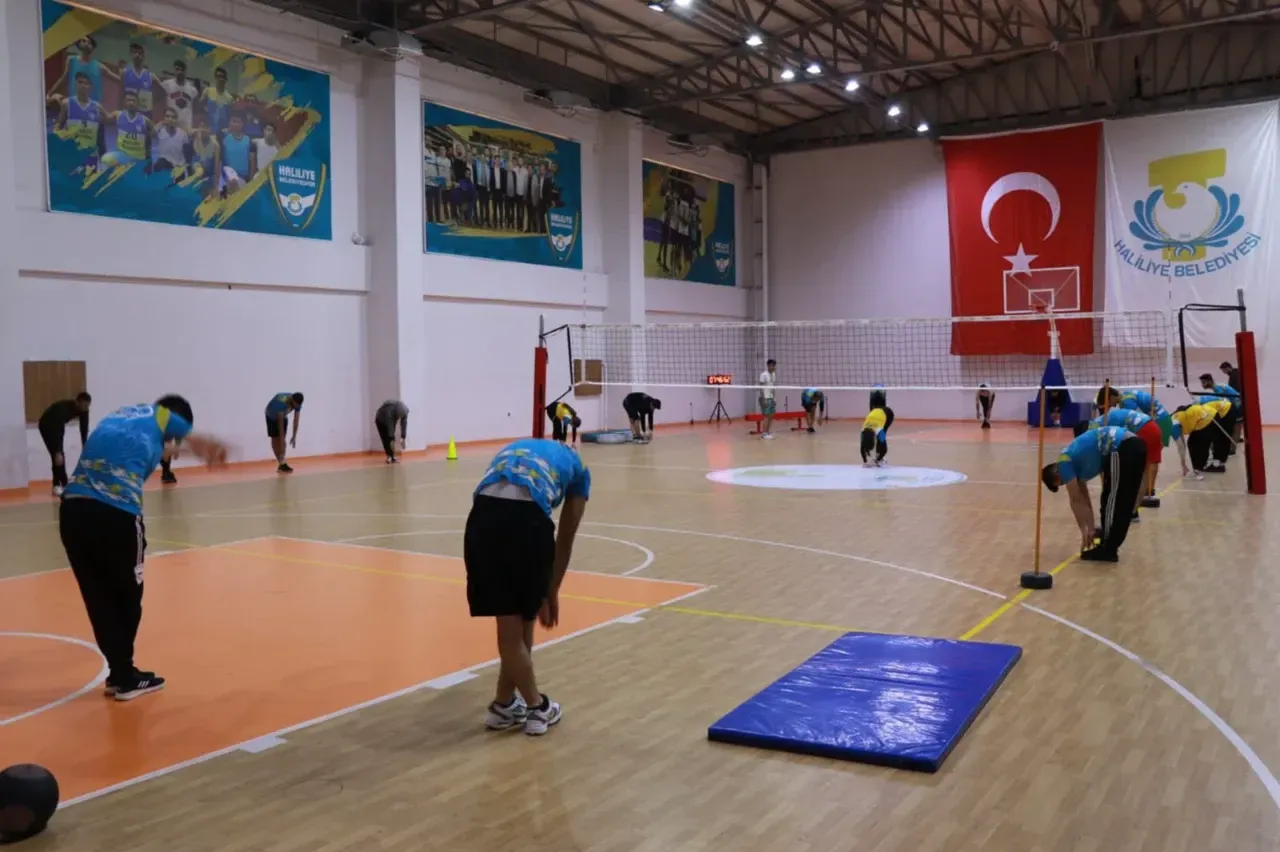 Gençler, Haliliye Belediyesi ile kariyer hedeflerini belirliyor