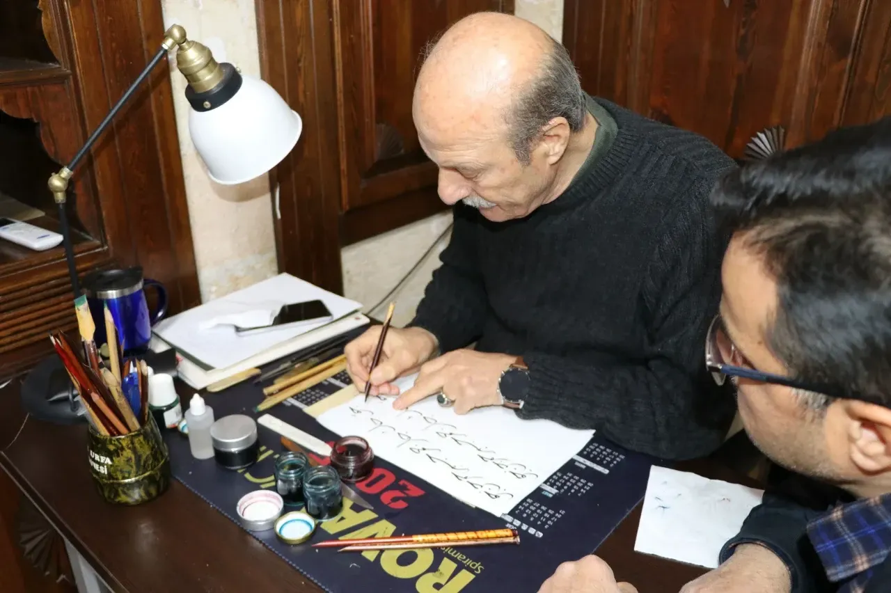 Haliliye Belediyesi gençlere hem meslek hemde yeni hobiler sunuyor