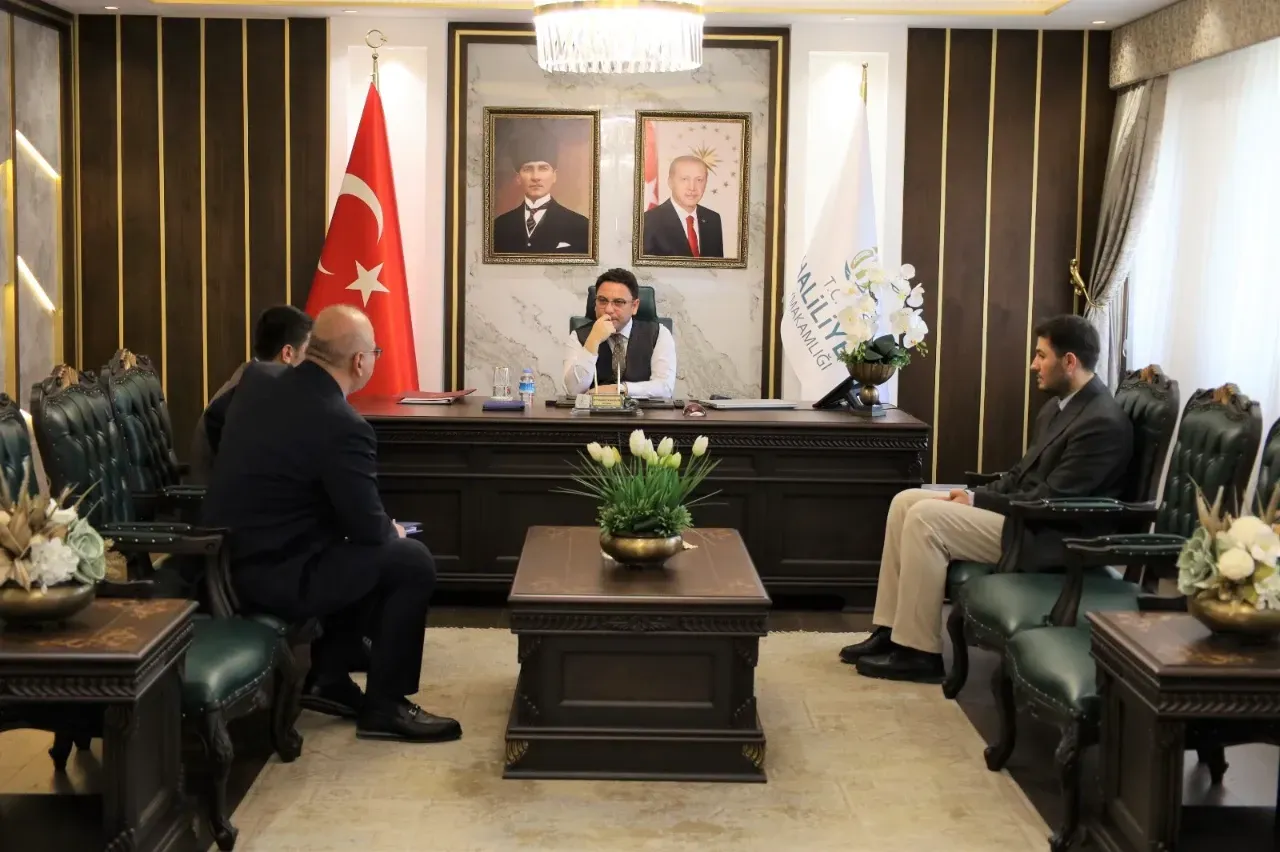 Haliliye ‘de Öğrenciyi Kurtaran Müdür Yardımcısına Başarı Belgesi