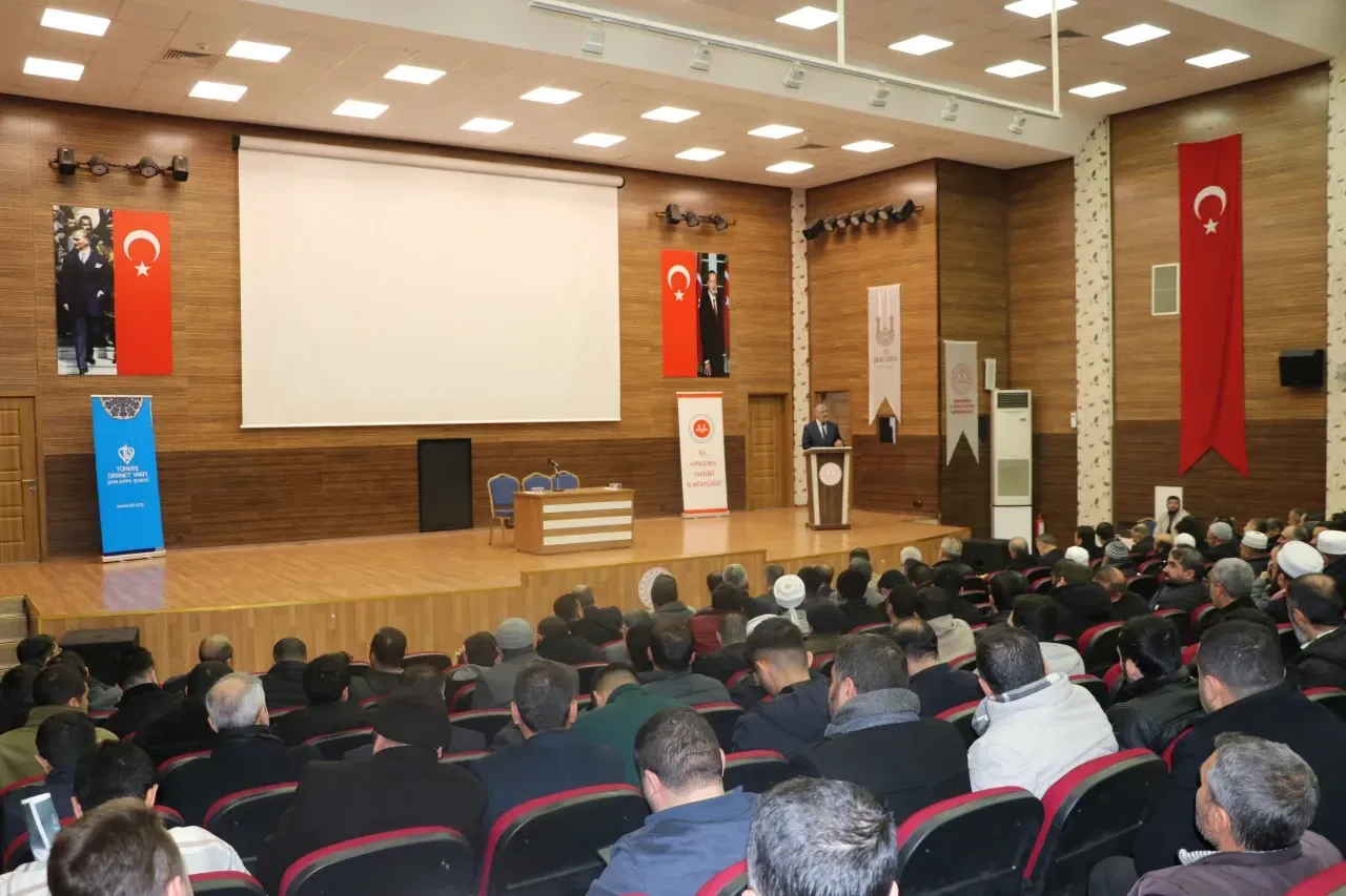Şanlıurfa’da “Ateizm, Deizm, Agnostizm” konulu konferans düzenlendi