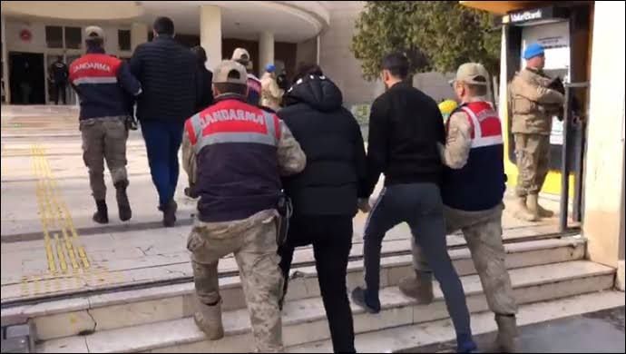 Şanlıurfa’da kaçakçılık ve uyuşturucu operasyonu: 23 gözaltı
