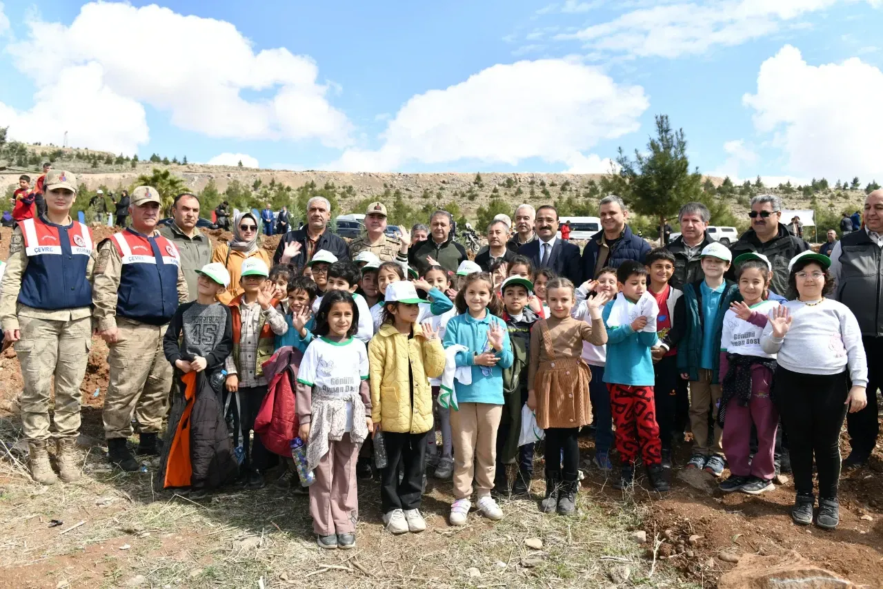 Şanlıurfa ‘da Fidanlar Toprakla Buluştu