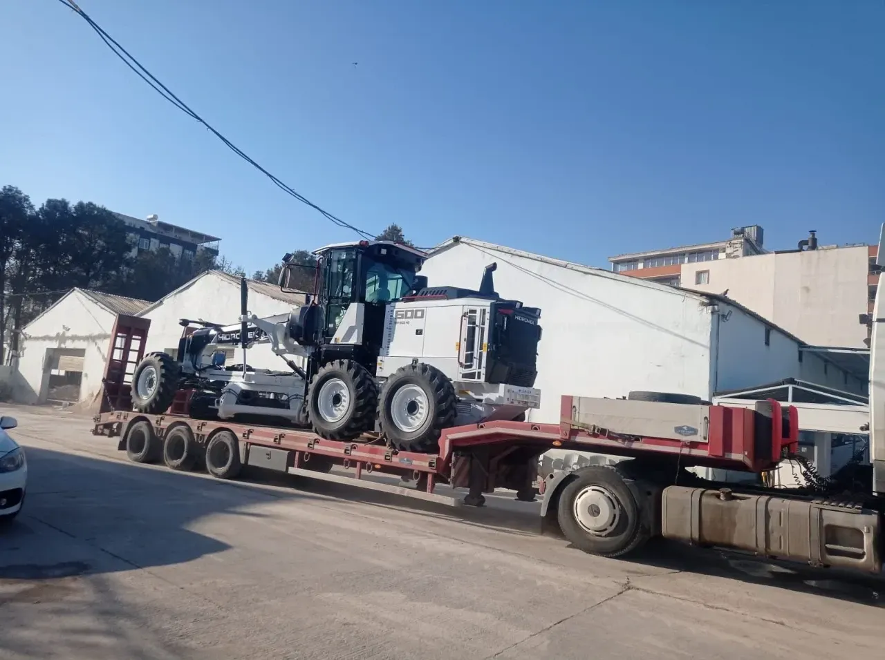 Suruç Belediyesi Yol Çalışmalarına Güç Katıyor!