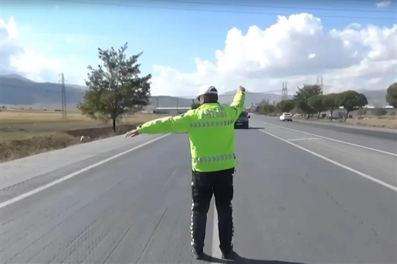 Bayram tatilinin ilk 7 günü trafik kazalarında 63 kişi hayatını kaybetti