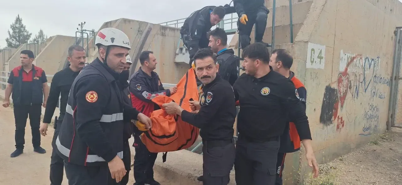 Haliliye’de Kanala Düşen Kadın ŞUAK Ekiplerince Kurtarıldı