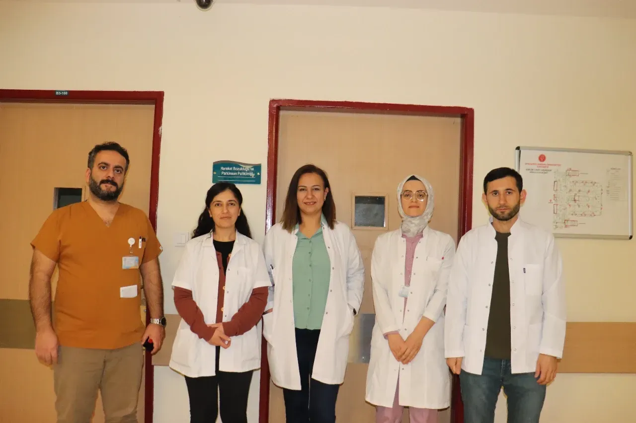 Harran Üniversitesi’nden Parkinson Farkındalığına Katkı
