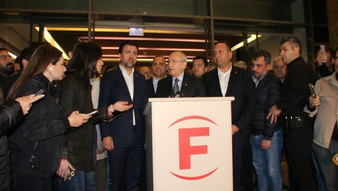 Sırrı Süreyya Önder’in uyutulma süresi 5 gün uzatıldı