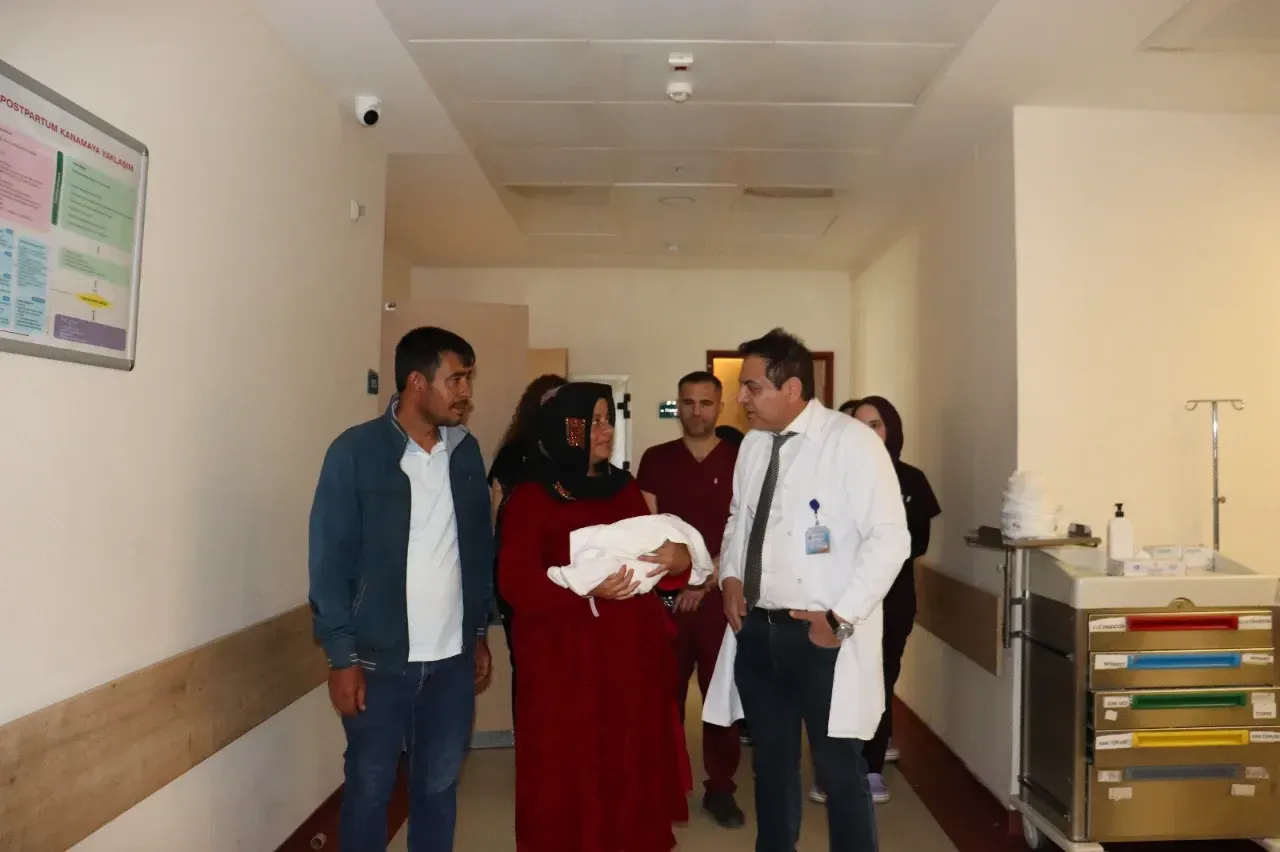 15 Yıllık Çocuk Özlemi Harran Üniversitesi Hastanesi’nde Son Buldu