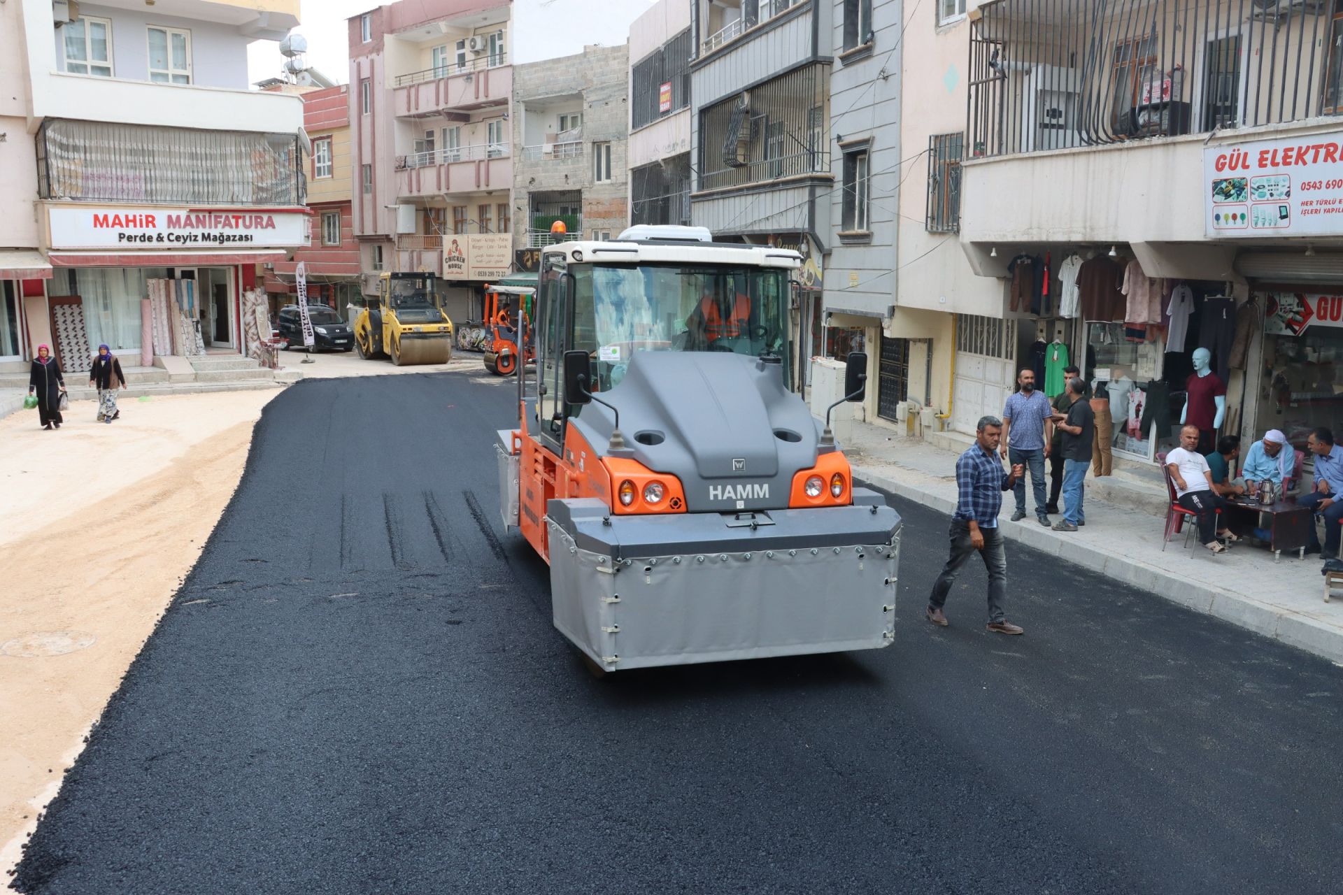 Devteşti Mahallesi’nde Sıcak Asfalt Çalışması