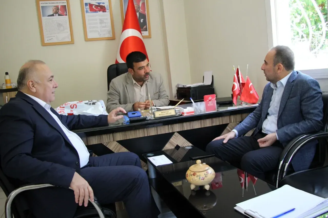 Dicle Elektrik, Muhtarlar Aracılığıyla Kırsalda Bilgilendirme Yapıyor