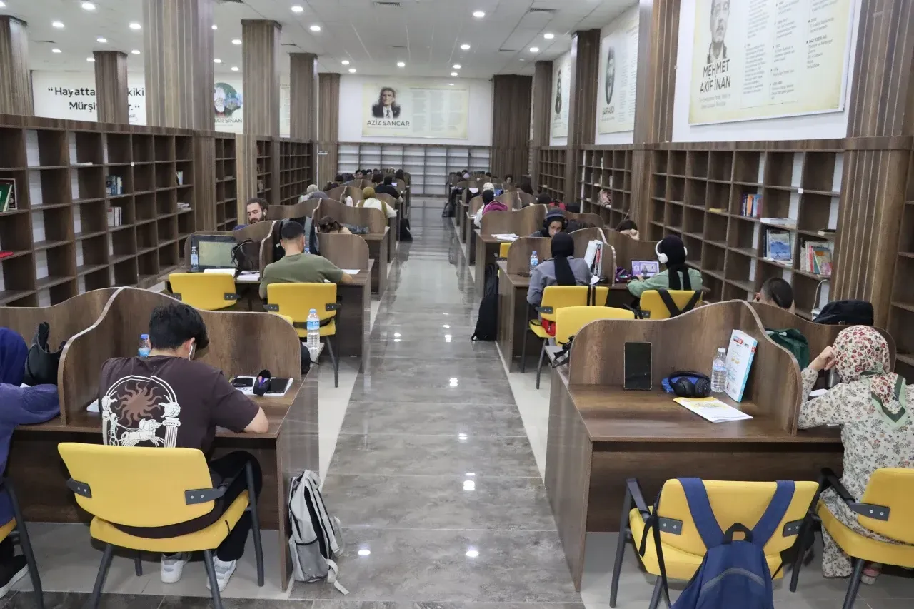 Karaköprü Belediyesi’nden Eğitime Büyük Destek