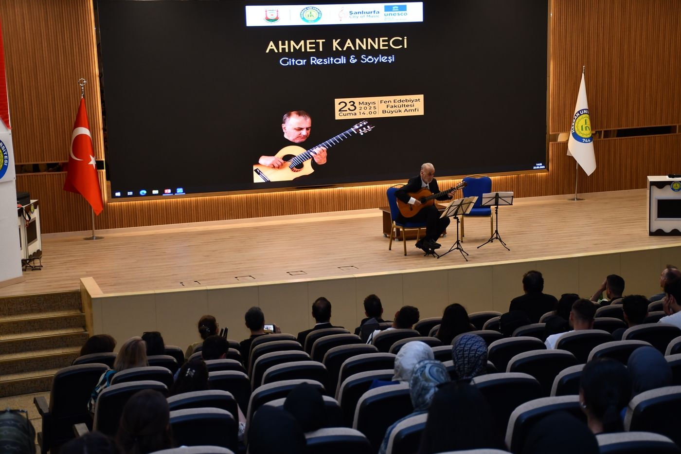Prof. Dr. Ahmet Kanneci Harran Üniversitesi’nde Gitar Resitali ve Söyleşi Gerçekleştirdi